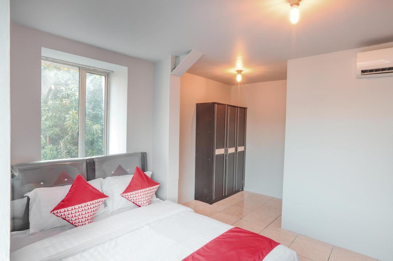 فندق Oyo 208 G House جاكرتا المظهر الخارجي الصورة